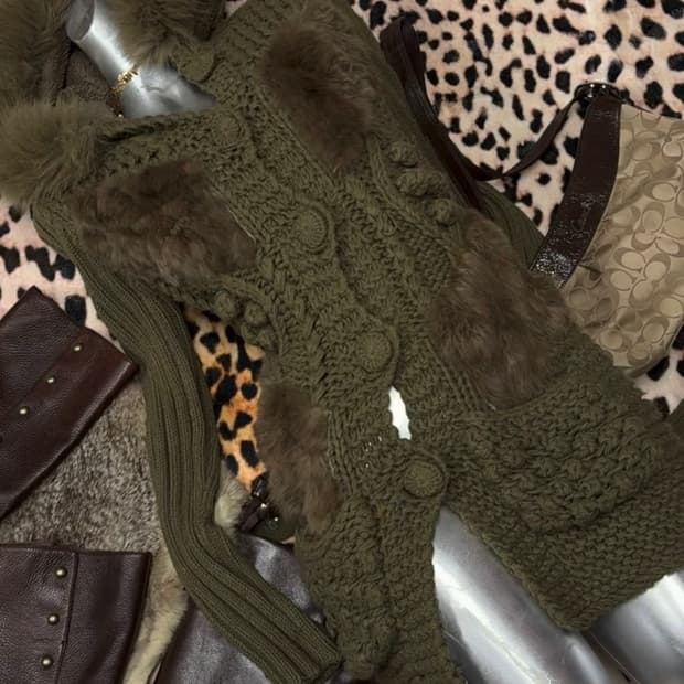 그런지 퍼 니트 가디건