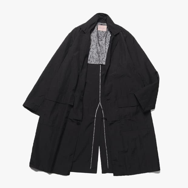 BEAMS LIGHTS - WAVY NYLON SHOP COAT