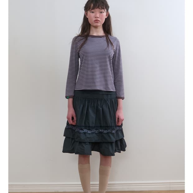 노컨텐츠 337. 티어드 레이스 스커트 _ 다크 그린