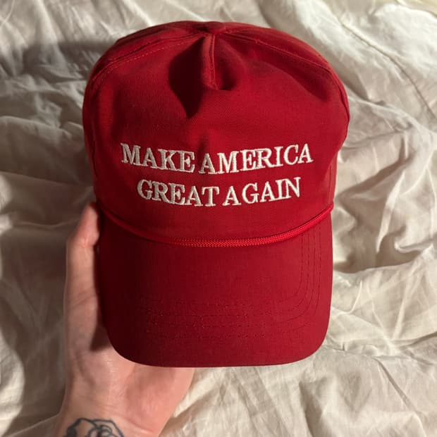 도널트 트럼프 공식 굿즈 초판 MAGA 캡