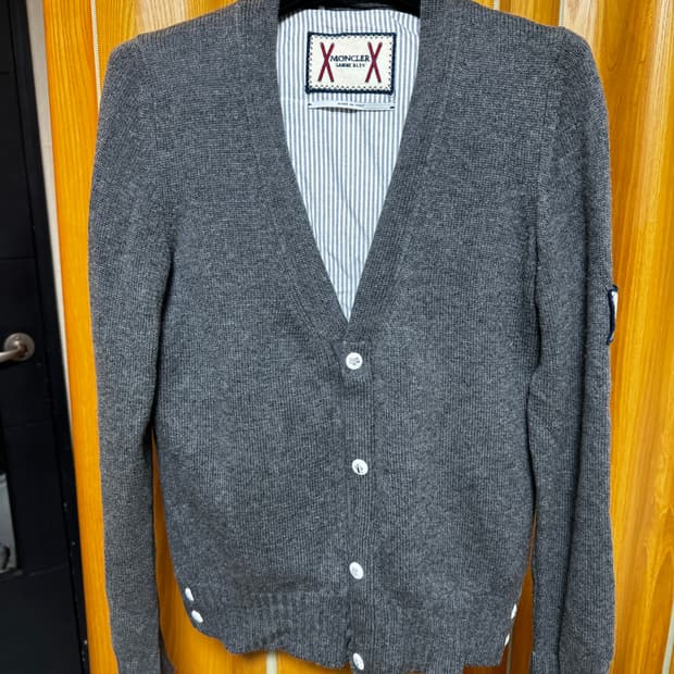 몽클레어 감블루 캐시미어 다운 가디건