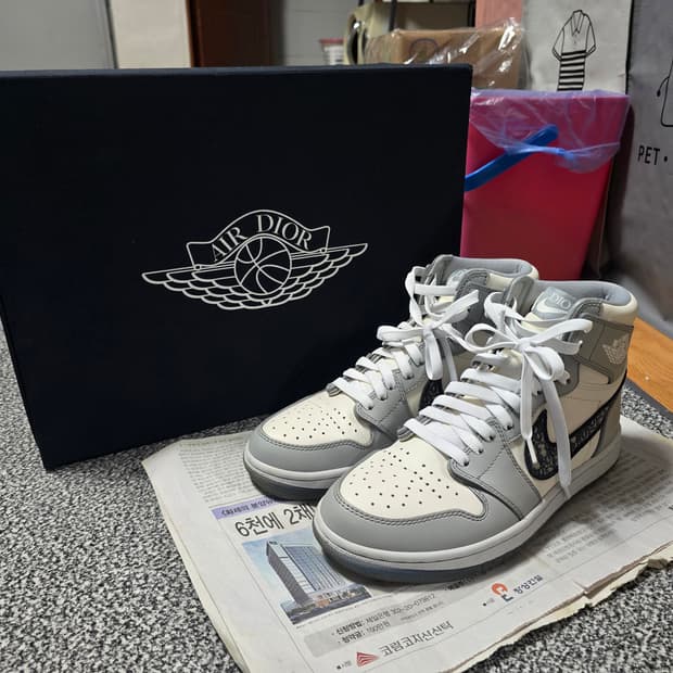 [255 40.5] 에어 조던 1 디올 하이 OG