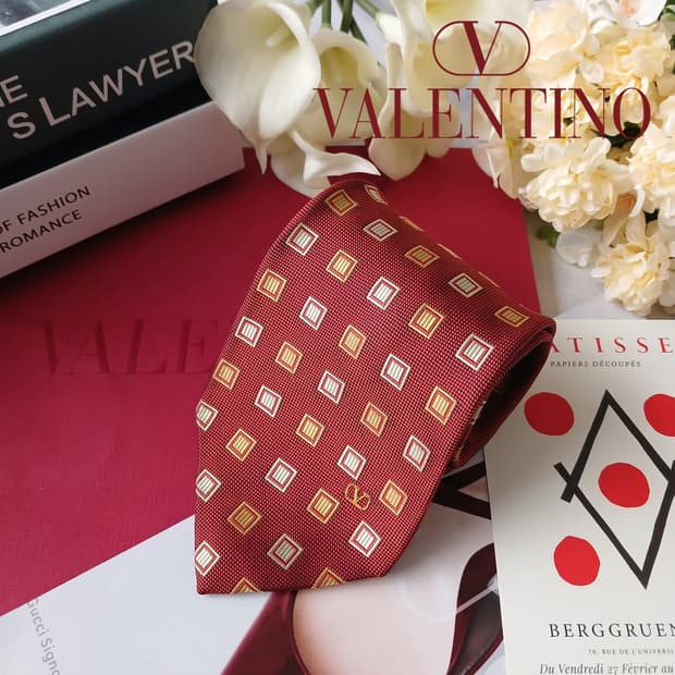 발렌티노 실크 레드 기하 패턴 넥타이 9.5cm A+~A등급 E734