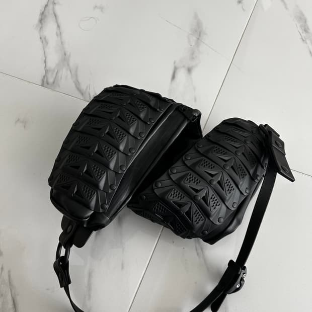 이너라움 Innerraum Y04 패니팩 벨트백