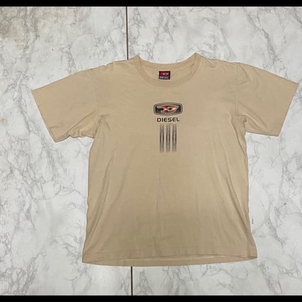 디젤 반팔 티셔츠