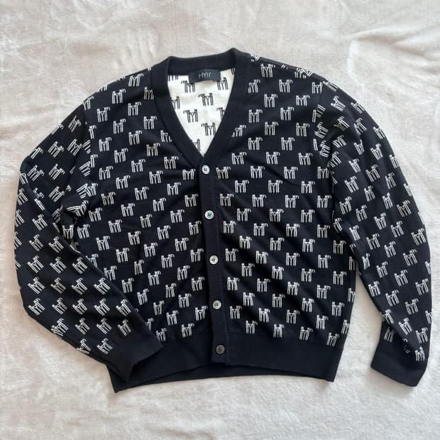 하이투 모노그램 자가드 가디건 블랙