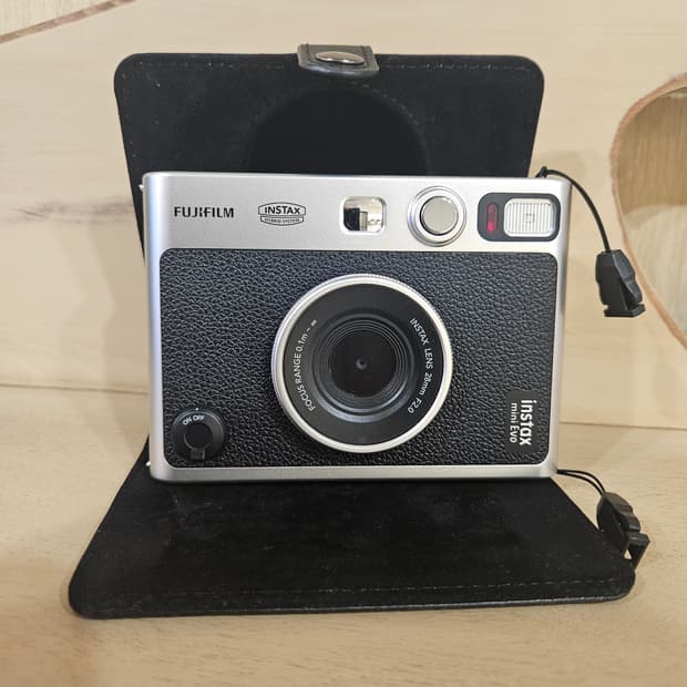후지필름 인스탁 에보 하이브리드 카메라