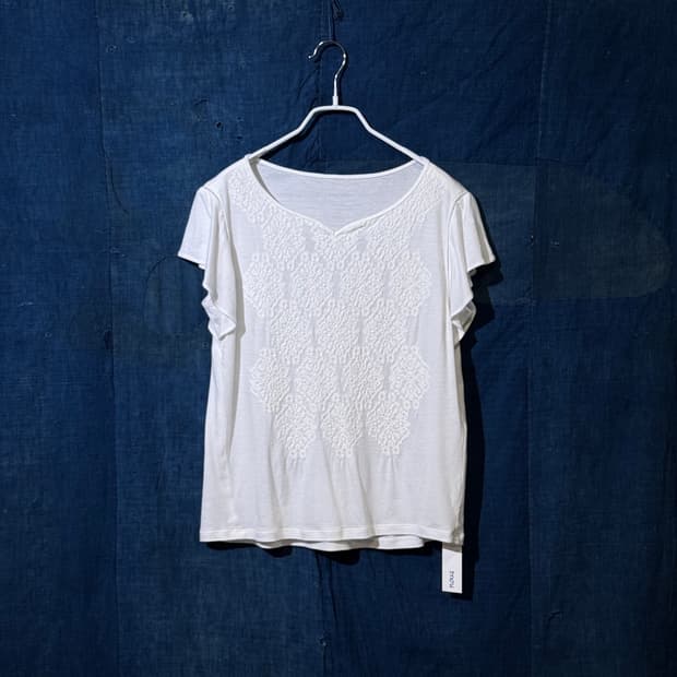 44-66 ) KIYOKO TAKASE Textured Panel Top