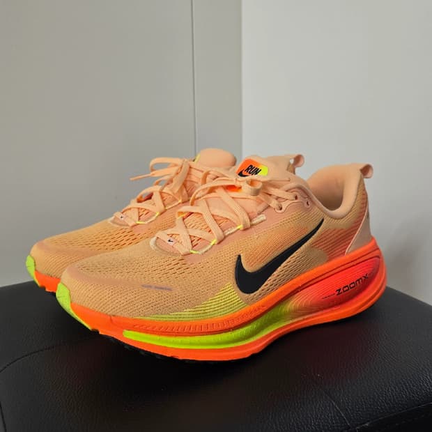 나이키 보메로 18 오렌지