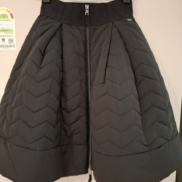 알마니 익스체인지  퀼팅 누빔 스커트 