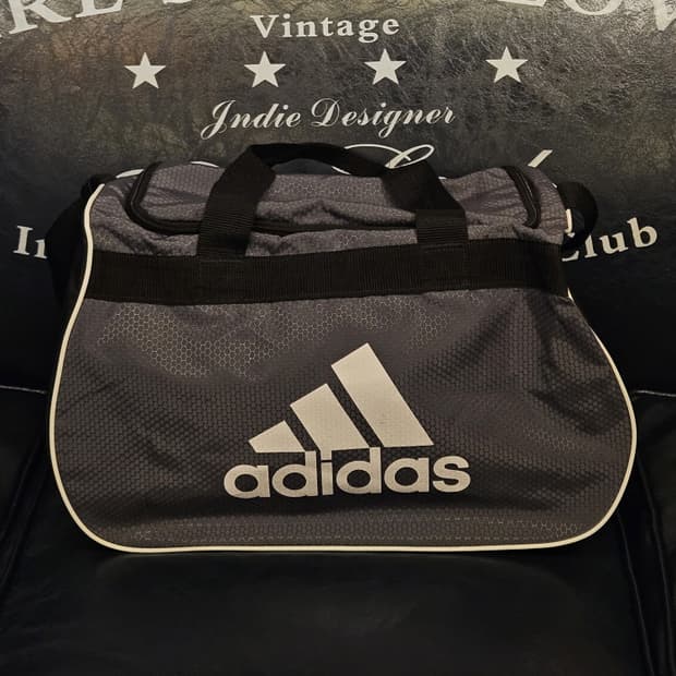 아디다스 디펜더 스포츠 더플 백 (43X27X23) / 10036