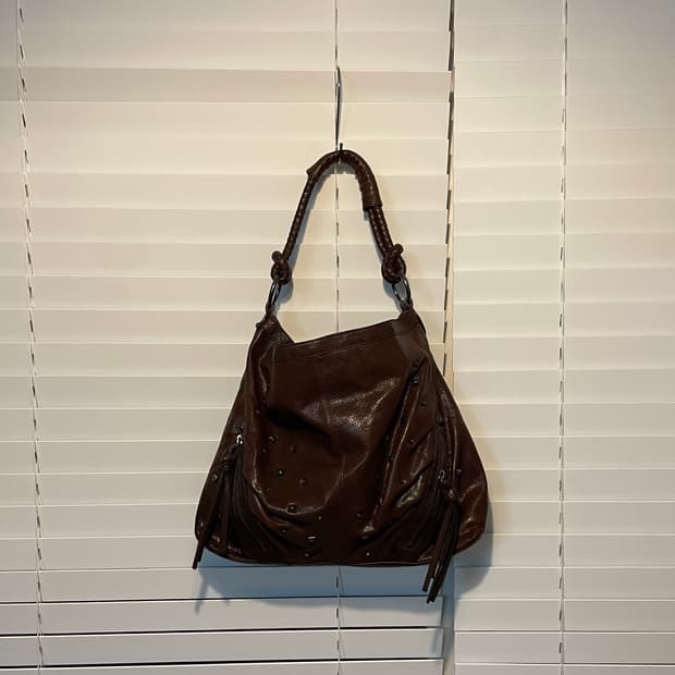 럭스 앤 버그 램스킨 숄더백