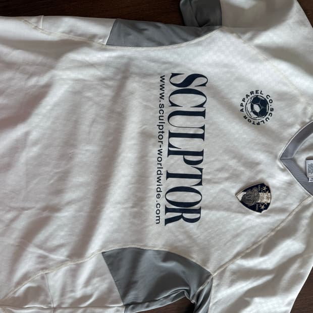 스컬프터 싸커 티셔츠 화이트