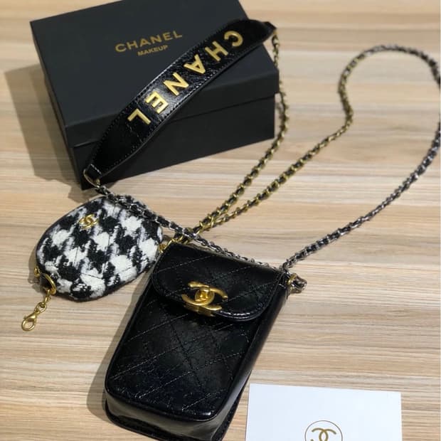 샤넬 뷰티 폰크로스백