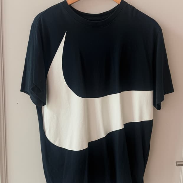 나이키(NIKE)  빅스우시 로고티