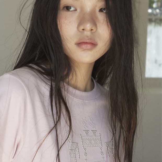 0milewear dinner table t-shirt_pink