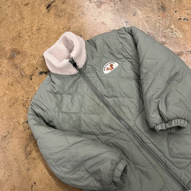 [정품] 뉴발란스 아이보리 그린 양면 뽀글이 플리스 집업 b17