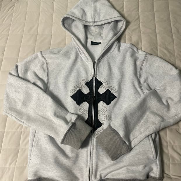 AKM CROS2 Zip-Up Hoodie (Gray)