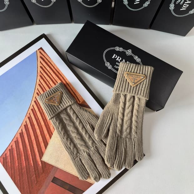 프라다 장갑 여성 기모
