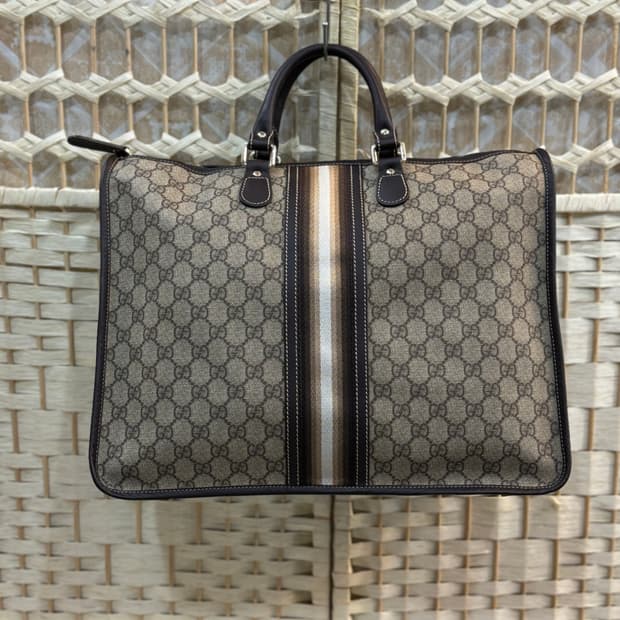 정품 구찌 GG 토트백 팝니다