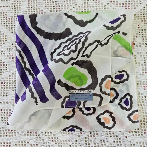 HIROKO KOSHINO 아트 패턴 손수건