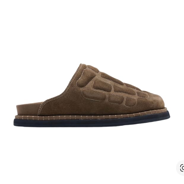 킨치 x 이예 본 뮬 카멜  260