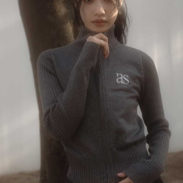 애즈온 마론 니트 집업 차콜