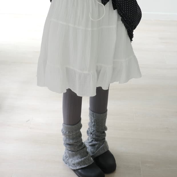 White cotton banding skirt