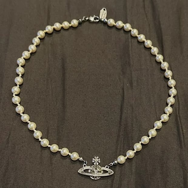 비비안웨스트우드 진주 목걸이