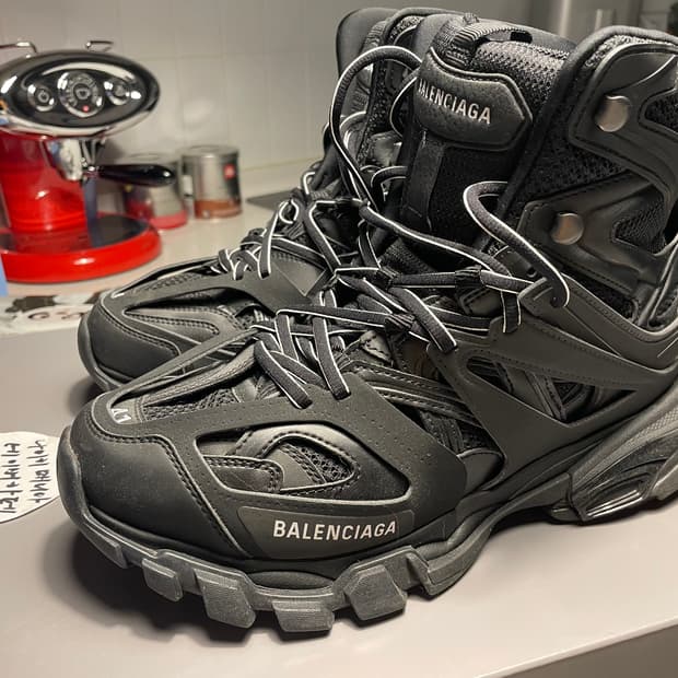 발렌시아가 트랙 하이크