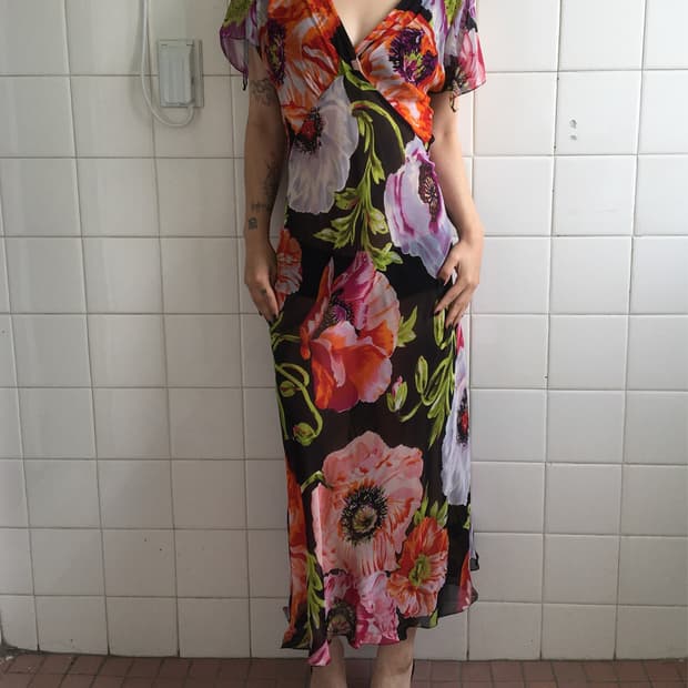 Flower pattern silhouette point onepiece