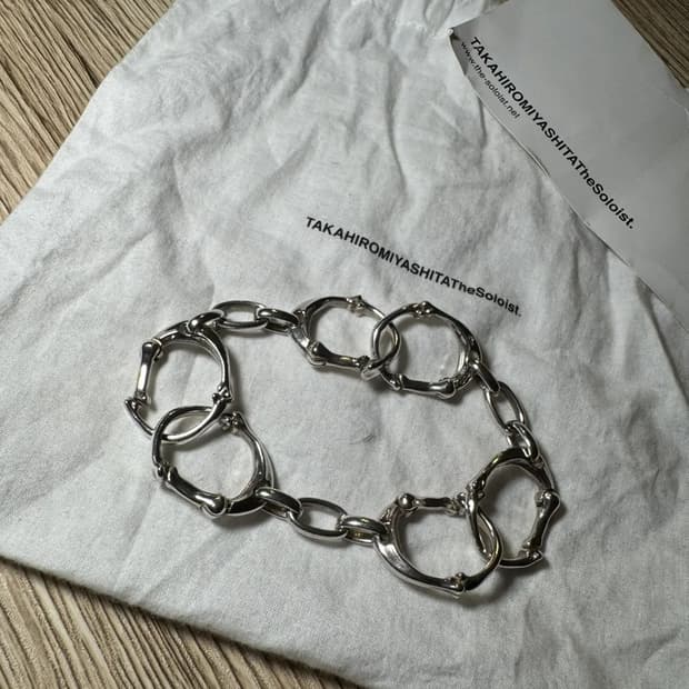 [S] soloist born shape bracelet