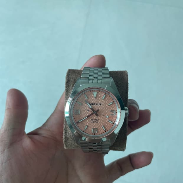 (한정판) 보레알리스 아드라가 살몬 연어색 39mm
