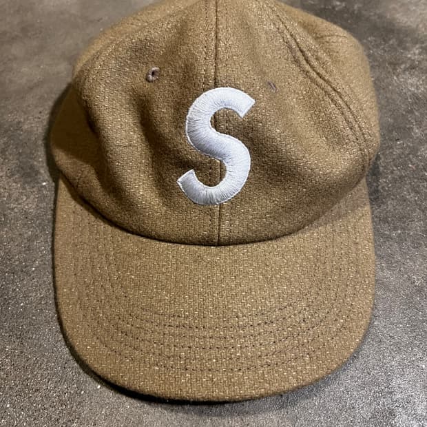 Supreme 슈프림 s로고 볼캡 판매합니다