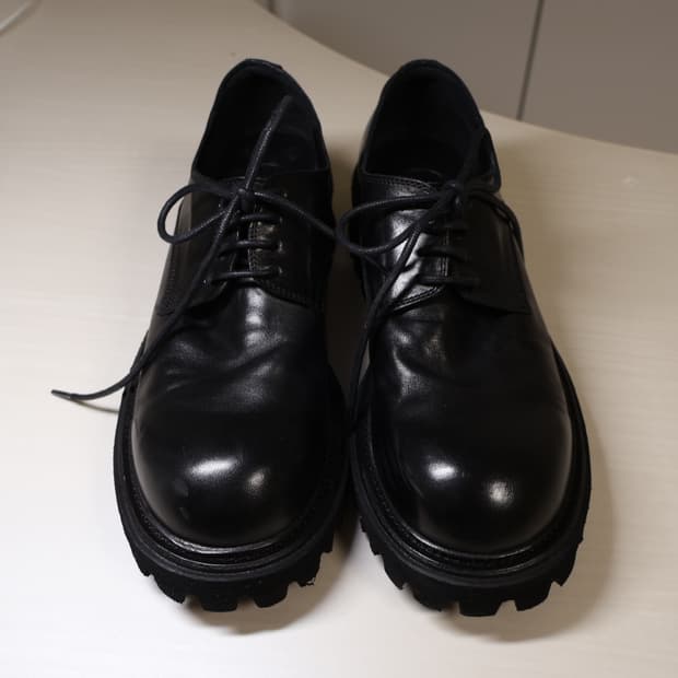 야세 6.5cm 페더 코만도솔 홀스하이드 더비 블랙