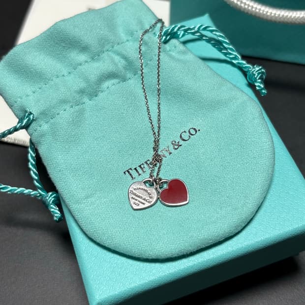 티파니앤코 리턴 투 티파니 레드 더블하트 목걸이