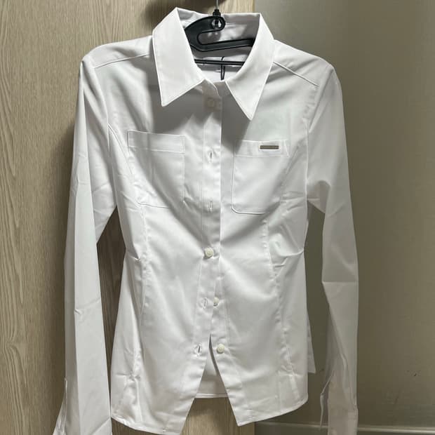 미세키서울 Pocket fitted shirt WHITE 1사이즈