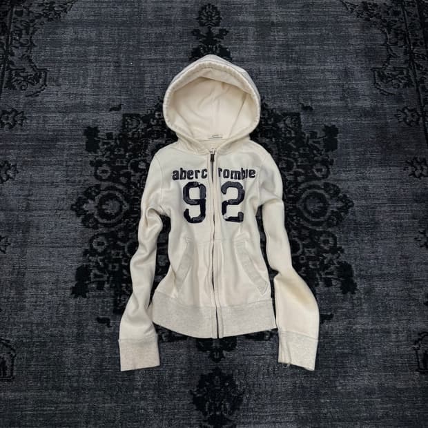 Abercrombie 00s y2k white hoodie