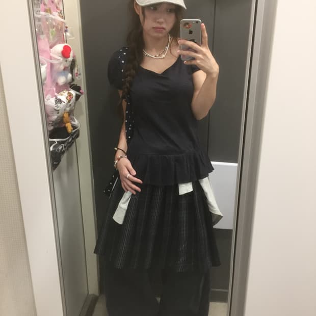 버버리 네이비 퍼프 스트라이프 프릴 러힙 코디세트