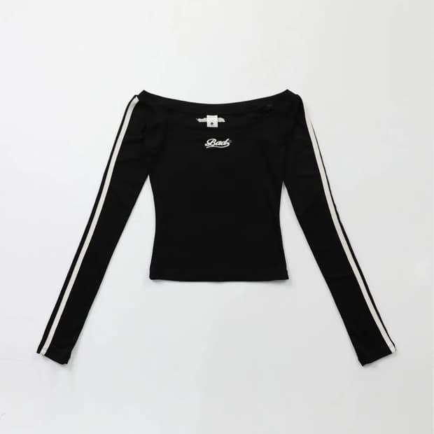 배드블러드 바바라 오프숄더 탑 티셔츠