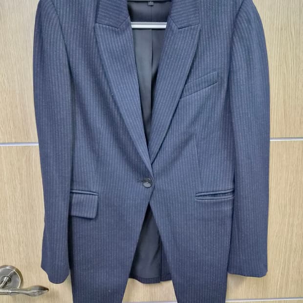 띠어리 여성 정장자켓 네이비 스트라이프 원버튼 2