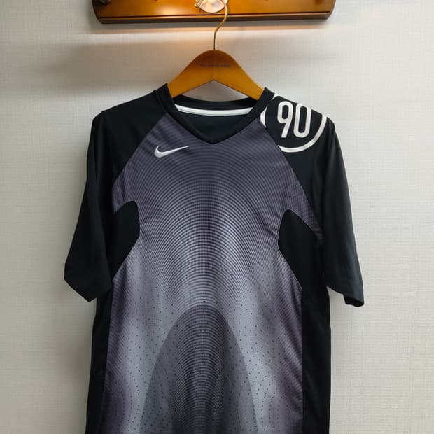 해외 L) 나이키 토탈90 반팔 티셔츠 팝니다