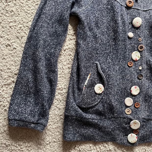 모리걸 버튼 단추 잔꽃 니트 후드