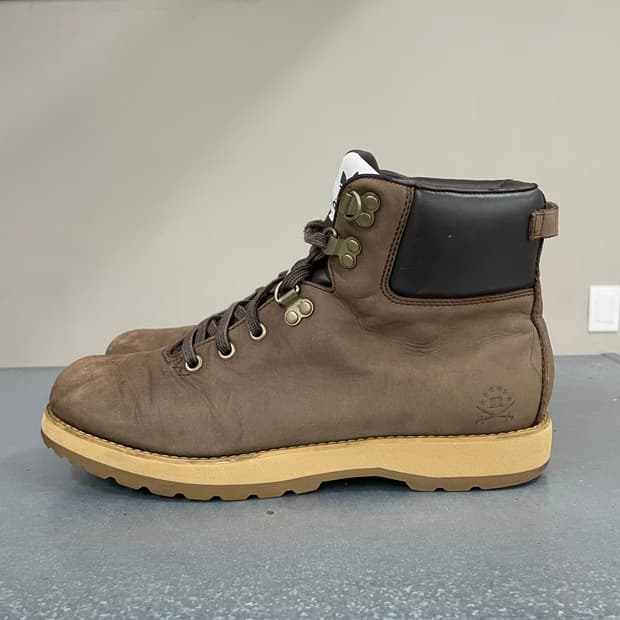 아디다스 랜섬 서밋 부츠 275