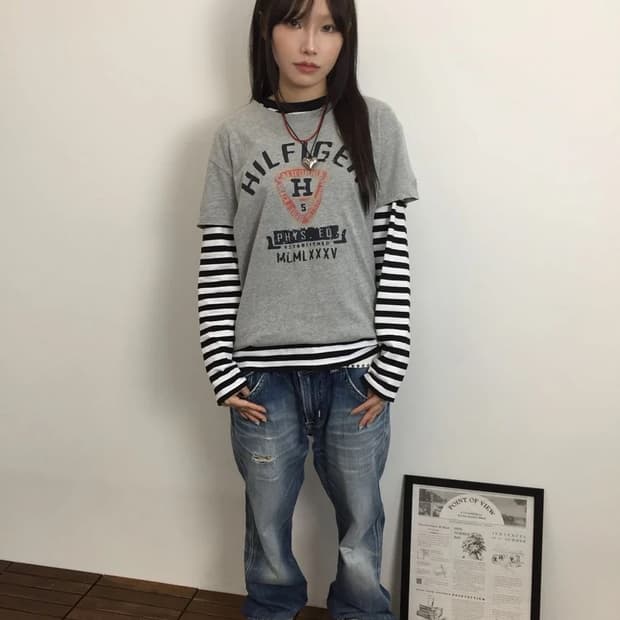 Tommy Hilfiger Crest Logo Tee