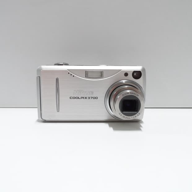 니콘쿨픽스3700 디카