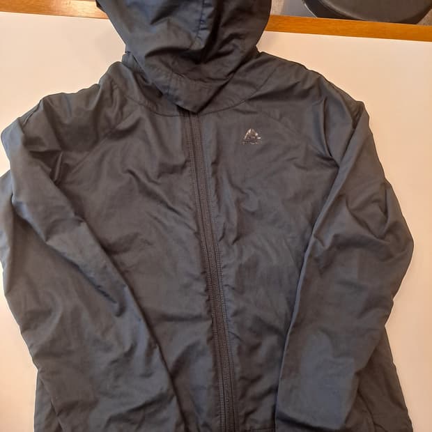 나이키 acg바람막이 XS