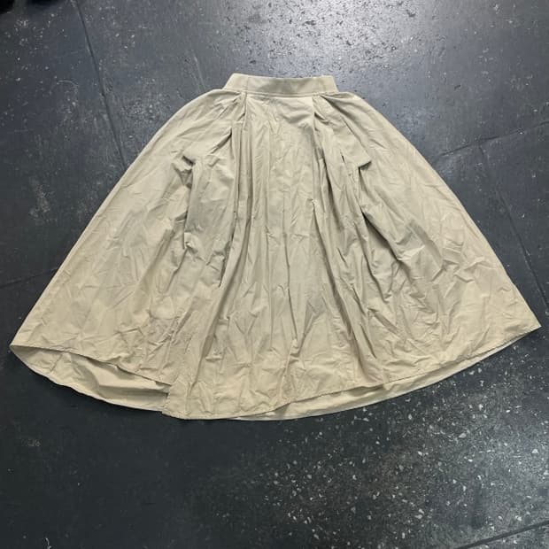 한섬 시스템 22SS 나일론 플레어 스커트 