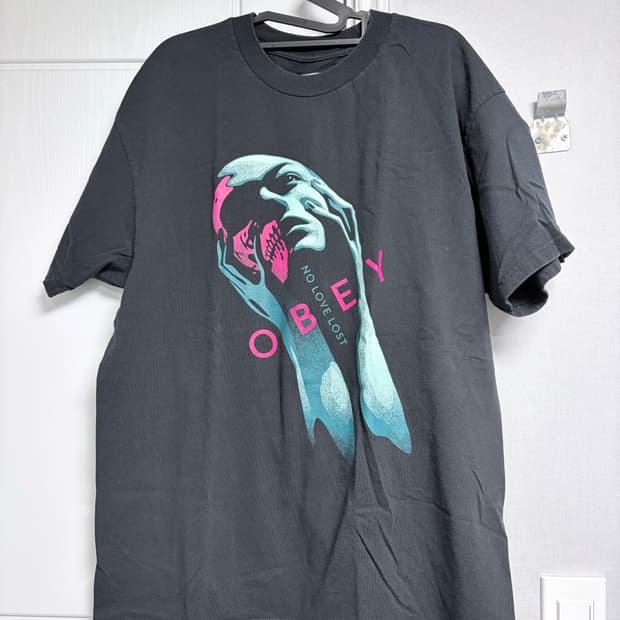 오베이 스컬페이스 