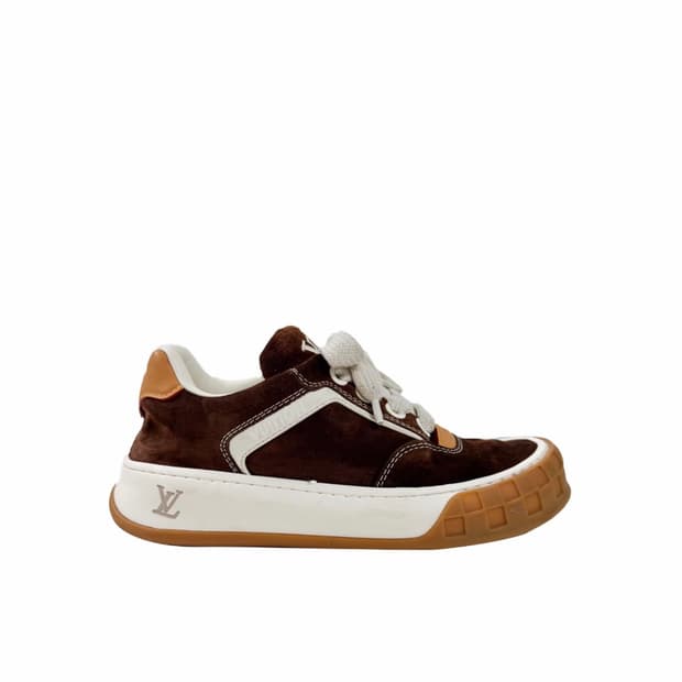 [7] 루이비통 남성 LV 틸티드 스웨이드 스니커즈 브라운 1AJ761